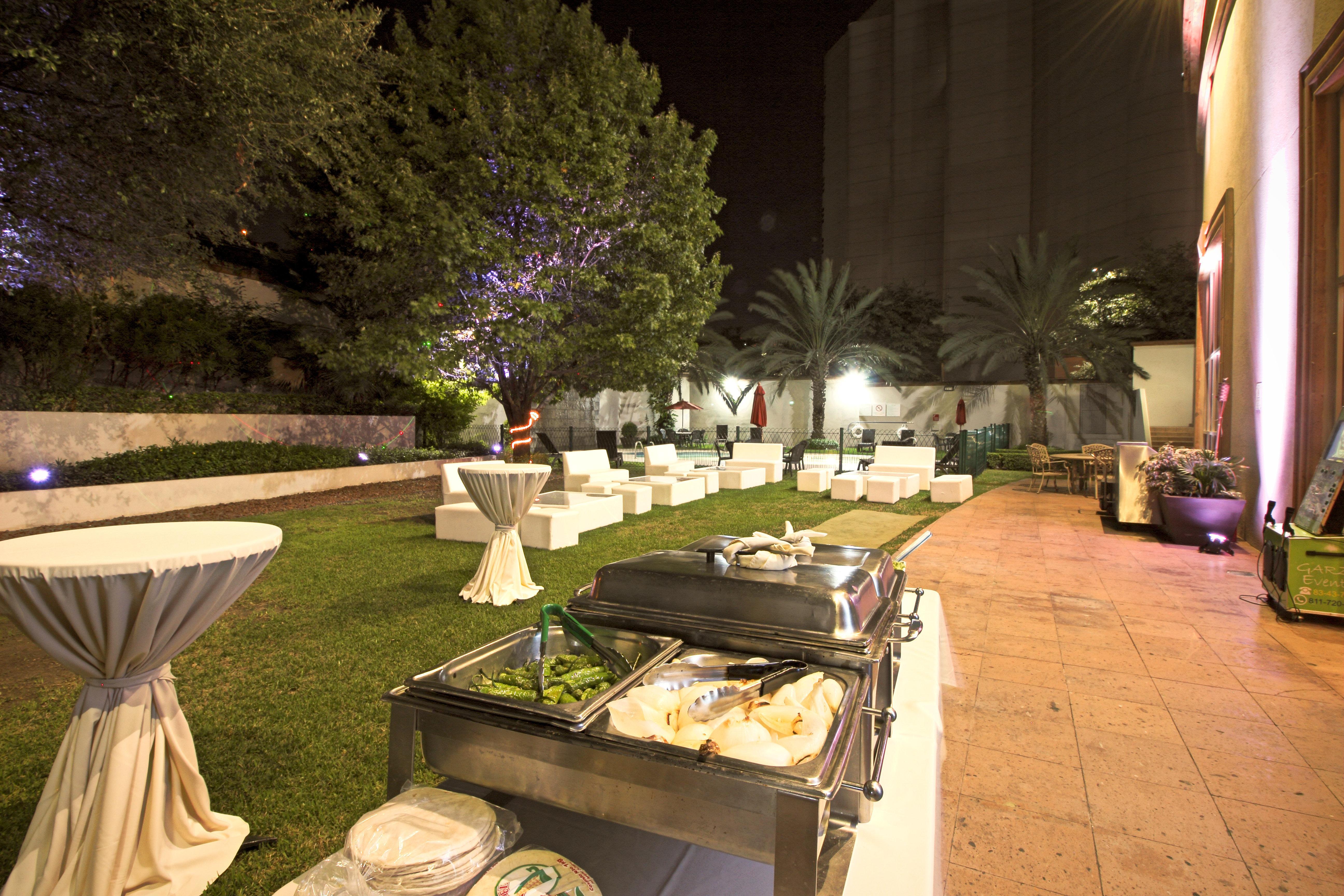 Holiday Inn Monterrey Valle By Ihg San Pedro Garza García Exterior foto